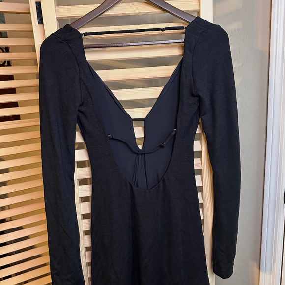 Brand New Oh Polly Long Sleeve Black V-Neck Women's Dress XS - Picture 4 of 4